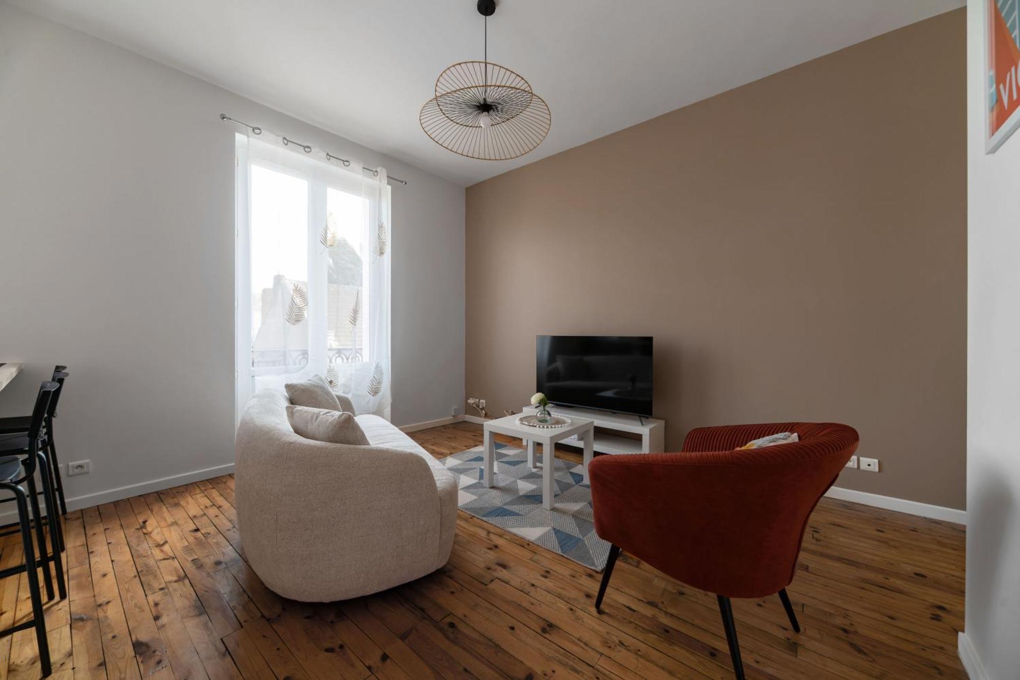Le Grenet - Appartement Design En Duplex Vichy Exteriör bild