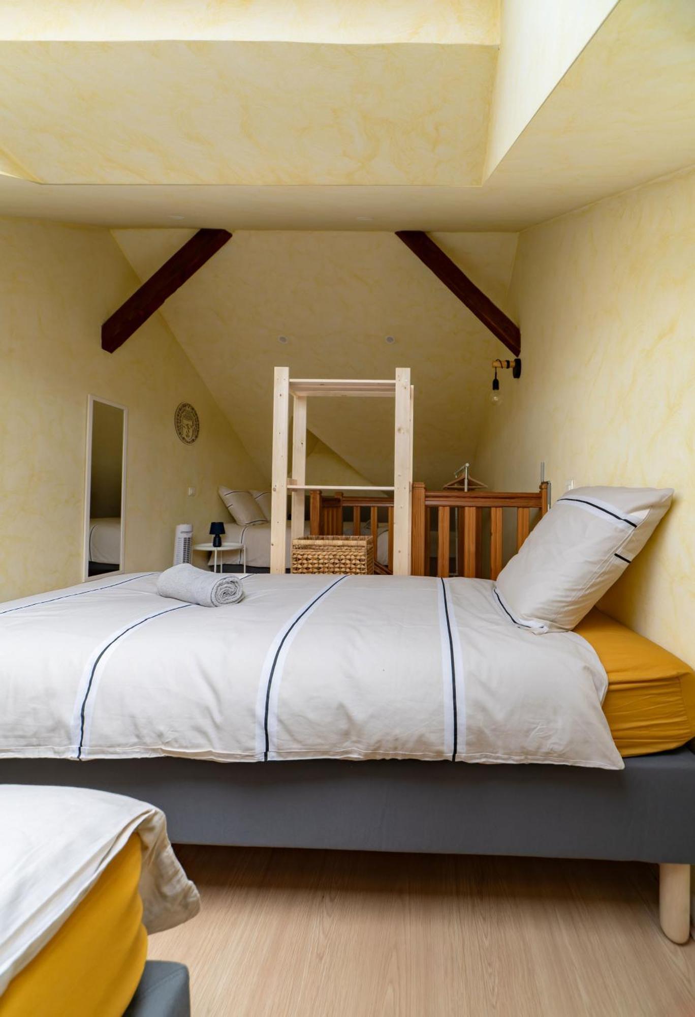 Le Grenet - Appartement Design En Duplex Vichy Exteriör bild